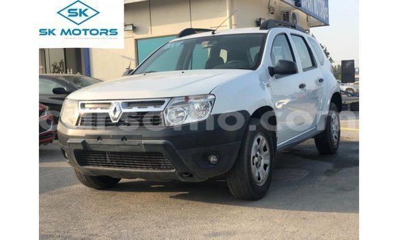 اشتري Imported Renault Duster White سيارة في Import - Dubai في Maseru اشتري Imported Renault Duster White سيارة في Import - Dubai في Maseru
