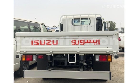 Buy Import Isuzu Rodeo White Car in Import - Dubai in Maseru Buy Import Isuzu Rodeo White Car in Import - Dubai in Maseru