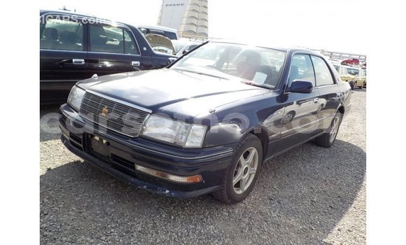 اشتري Imported Toyota Crown Blue سيارة في Import - Dubai في Maseru اشتري Imported Toyota Crown Blue سيارة في Import - Dubai في Maseru