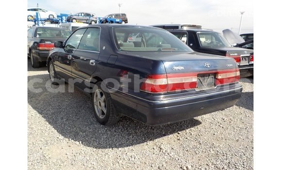 اشتري Imported Toyota Crown Blue سيارة في Import - Dubai في Maseru اشتري Imported Toyota Crown Blue سيارة في Import - Dubai في Maseru