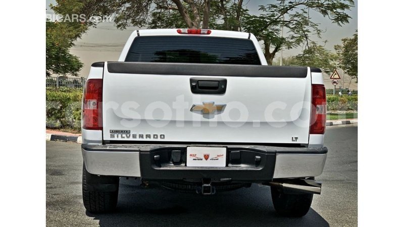 Big with watermark chevrolet silverado maseru import dubai 19145