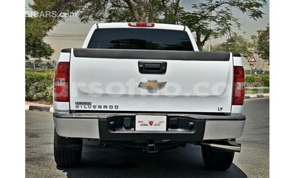 Buy Import Chevrolet Silverado White Car in Import - Dubai in Maseru Buy Import Chevrolet Silverado White Car in Import - Dubai in Maseru