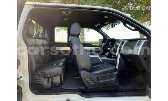 Buy Import Ford Club Wagon Beige Car in Import - Dubai in Maseru Buy Import Ford Club Wagon Beige Car in Import - Dubai in Maseru