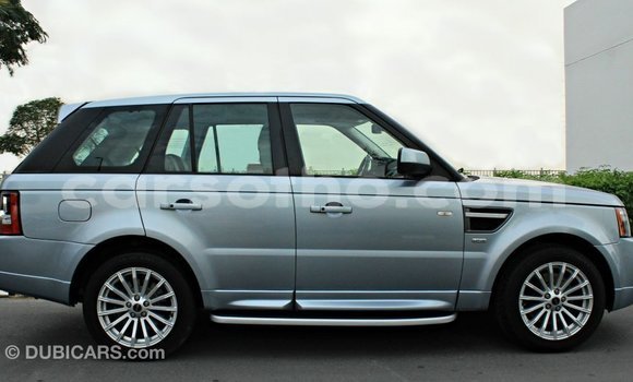 Sayi Imported Land Rover Range Rover Blue Mota in Import - Dubai a Maseru Sayi Imported Land Rover Range Rover Blue Mota in Import - Dubai a Maseru