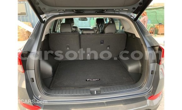 اشتري Imported Hyundai Tucson Other سيارة في Import - Dubai في Maseru اشتري Imported Hyundai Tucson Other سيارة في Import - Dubai في Maseru
