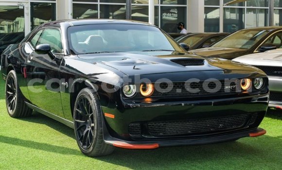 Sayi Imported Dodge Challenger Black Mota in Import - Dubai a Maseru