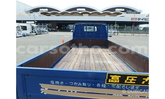 اشتري Imported Toyota 4Runner Blue سيارة في Import - Dubai في Maseru اشتري Imported Toyota 4Runner Blue سيارة في Import - Dubai في Maseru