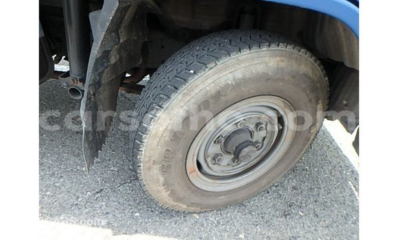 اشتري Imported Toyota 4Runner Blue سيارة في Import - Dubai في Maseru اشتري Imported Toyota 4Runner Blue سيارة في Import - Dubai في Maseru