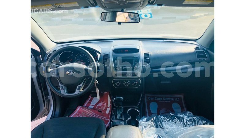 Big with watermark kia sorento maseru import dubai 19196