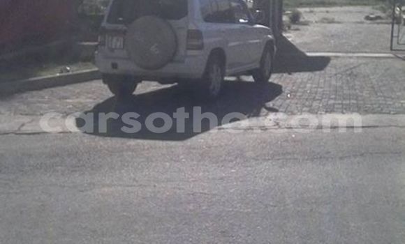 Sayi Na hannu Mitsubishi Pajero White Mota in Maseru a Maseru Sayi Na hannu Mitsubishi Pajero White Mota in Maseru a Maseru