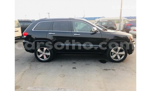 Sayi Imported Jeep Grand Cherokee Black Mota in Import - Dubai a Maseru Sayi Imported Jeep Grand Cherokee Black Mota in Import - Dubai a Maseru