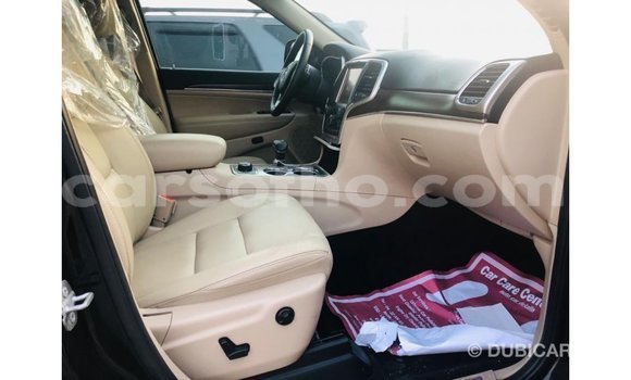 Sayi Imported Jeep Grand Cherokee Black Mota in Import - Dubai a Maseru Sayi Imported Jeep Grand Cherokee Black Mota in Import - Dubai a Maseru