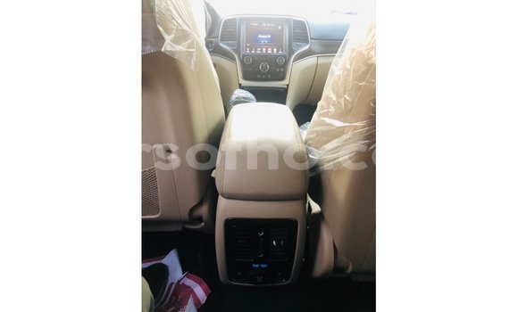 Sayi Imported Jeep Grand Cherokee Black Mota in Import - Dubai a Maseru Sayi Imported Jeep Grand Cherokee Black Mota in Import - Dubai a Maseru
