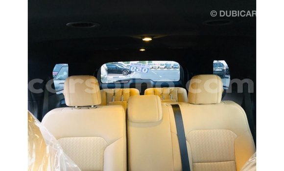Acheter Import Voiture Ford Explorer Rouge à Import - Dubai, Maseru Acheter Import Voiture Ford Explorer Rouge à Import - Dubai, Maseru
