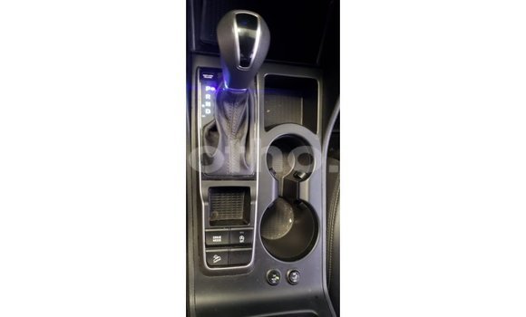 Sayi Imported Hyundai Tucson White Mota in Import - Dubai a Maseru Sayi Imported Hyundai Tucson White Mota in Import - Dubai a Maseru