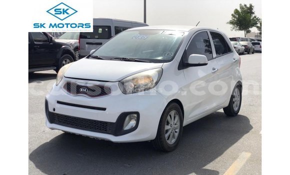 Acheter Import Voiture Kia Picanto Blanc à Import - Dubai, Maseru Acheter Import Voiture Kia Picanto Blanc à Import - Dubai, Maseru