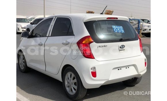 Acheter Import Voiture Kia Picanto Blanc à Import - Dubai, Maseru Acheter Import Voiture Kia Picanto Blanc à Import - Dubai, Maseru