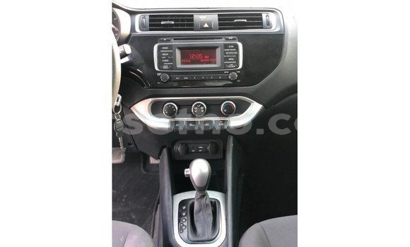 Acheter Import Voiture Kia Rio Noir à Import - Dubai, Maseru Acheter Import Voiture Kia Rio Noir à Import - Dubai, Maseru
