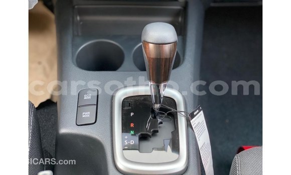 Acheter Import Voiture Toyota Hilux Blanc à Import - Dubai, Maseru Acheter Import Voiture Toyota Hilux Blanc à Import - Dubai, Maseru