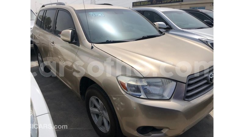 Big with watermark toyota highlander maseru import dubai 19226