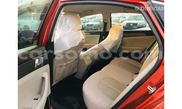 Sayi Imported Hyundai Sonata Red Mota in Import - Dubai a Maseru Sayi Imported Hyundai Sonata Red Mota in Import - Dubai a Maseru