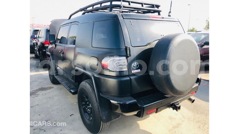 Big with watermark toyota fj cruiser maseru import dubai 19228