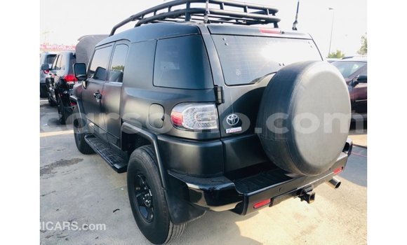 Sayi Imported Toyota FJ Cruiser Black Mota in Import - Dubai a Maseru Sayi Imported Toyota FJ Cruiser Black Mota in Import - Dubai a Maseru