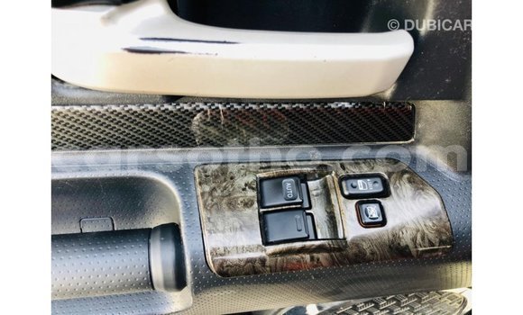 Sayi Imported Toyota FJ Cruiser Black Mota in Import - Dubai a Maseru Sayi Imported Toyota FJ Cruiser Black Mota in Import - Dubai a Maseru