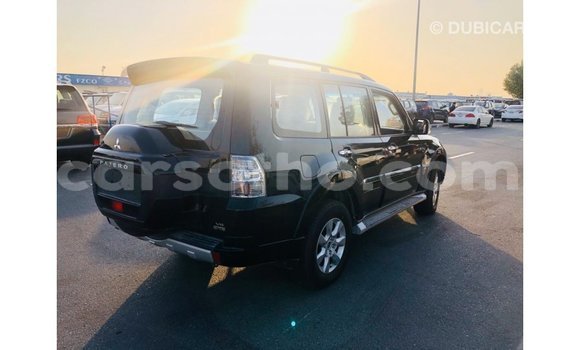 Buy Import Mitsubishi Pajero Black Car in Import - Dubai in Maseru Buy Import Mitsubishi Pajero Black Car in Import - Dubai in Maseru