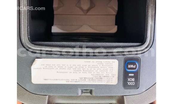 Sayi Imported Toyota Prado Black Mota in Import - Dubai a Maseru Sayi Imported Toyota Prado Black Mota in Import - Dubai a Maseru