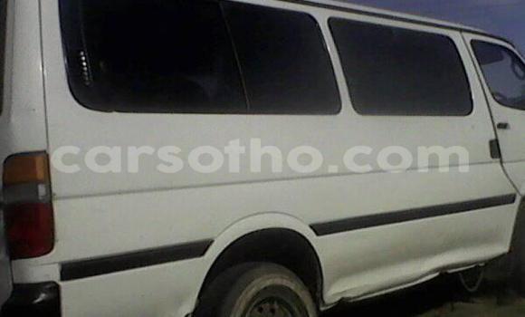 Buy Used Toyota Hiace White Car in Maseru in Maseru Buy Used Toyota Hiace White Car in Maseru in Maseru