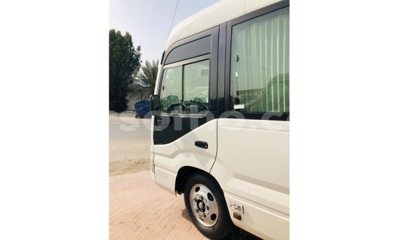 Sayi Imported Toyota Coaster White Mota in Import - Dubai a Maseru Sayi Imported Toyota Coaster White Mota in Import - Dubai a Maseru