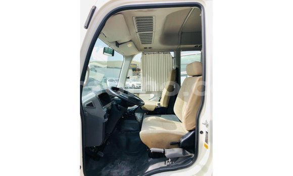 Sayi Imported Toyota Coaster White Mota in Import - Dubai a Maseru Sayi Imported Toyota Coaster White Mota in Import - Dubai a Maseru