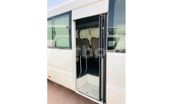 Sayi Imported Toyota Coaster White Mota in Import - Dubai a Maseru Sayi Imported Toyota Coaster White Mota in Import - Dubai a Maseru
