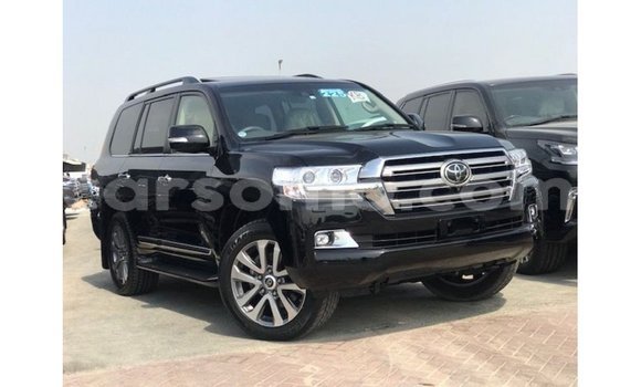 Buy Import Toyota Land Cruiser Black Car in Import - Dubai in Maseru Buy Import Toyota Land Cruiser Black Car in Import - Dubai in Maseru