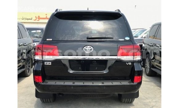 Buy Import Toyota Land Cruiser Black Car in Import - Dubai in Maseru Buy Import Toyota Land Cruiser Black Car in Import - Dubai in Maseru