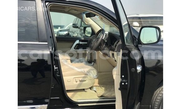 Buy Import Toyota Land Cruiser Black Car in Import - Dubai in Maseru Buy Import Toyota Land Cruiser Black Car in Import - Dubai in Maseru