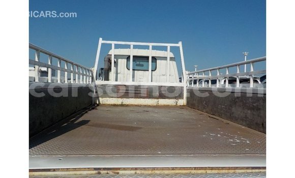 Acheter Import Voiture Toyota Dyna Blanc à Import - Dubai, Maseru Acheter Import Voiture Toyota Dyna Blanc à Import - Dubai, Maseru