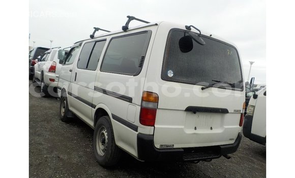 اشتري Imported Toyota Hiace White سيارة في Import - Dubai في Maseru اشتري Imported Toyota Hiace White سيارة في Import - Dubai في Maseru