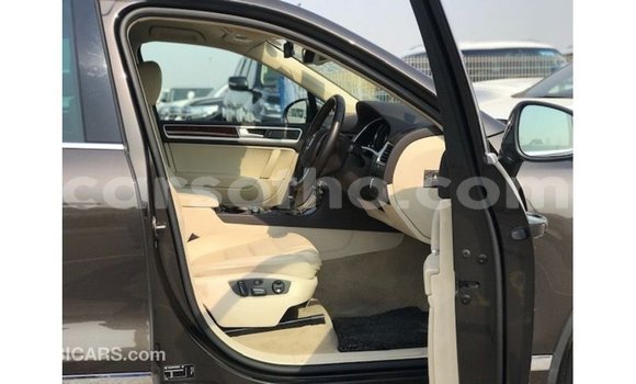 Buy Import Volkswagen Touareg Brown Car in Import - Dubai in Maseru Buy Import Volkswagen Touareg Brown Car in Import - Dubai in Maseru