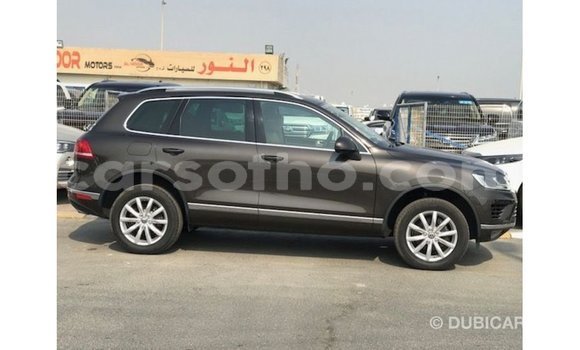 Buy Import Volkswagen Touareg Brown Car in Import - Dubai in Maseru Buy Import Volkswagen Touareg Brown Car in Import - Dubai in Maseru