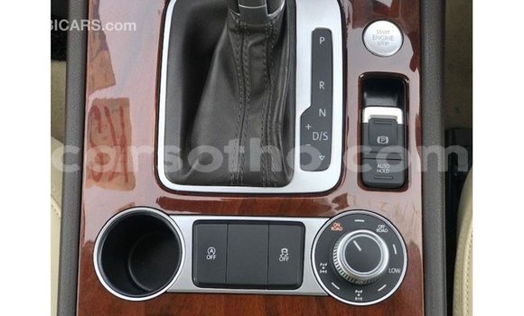 Buy Import Volkswagen Touareg Brown Car in Import - Dubai in Maseru Buy Import Volkswagen Touareg Brown Car in Import - Dubai in Maseru