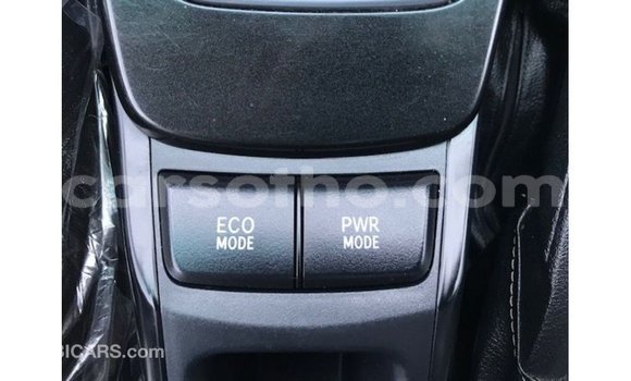 Sayi Imported Toyota Fortuner White Mota in Import - Dubai a Maseru Sayi Imported Toyota Fortuner White Mota in Import - Dubai a Maseru