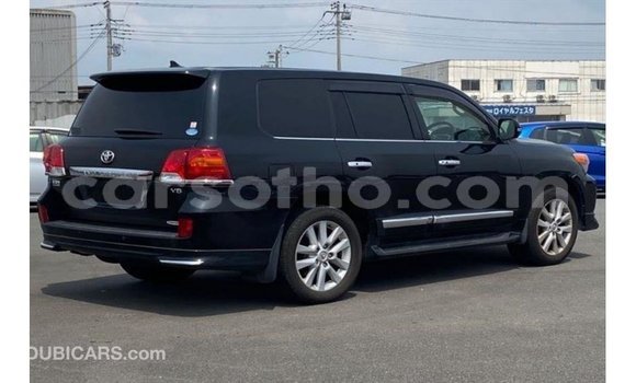 Sayi Imported Toyota Land Cruiser Black Mota in Import - Dubai a Maseru Sayi Imported Toyota Land Cruiser Black Mota in Import - Dubai a Maseru