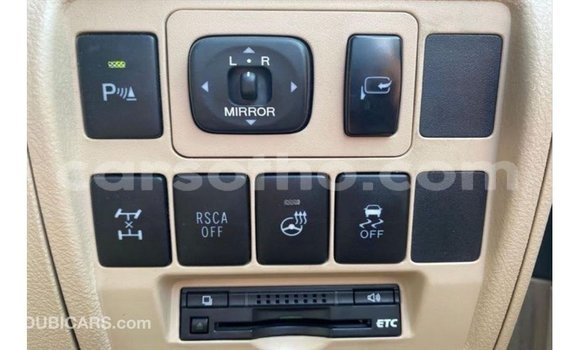 Sayi Imported Toyota Land Cruiser Black Mota in Import - Dubai a Maseru Sayi Imported Toyota Land Cruiser Black Mota in Import - Dubai a Maseru