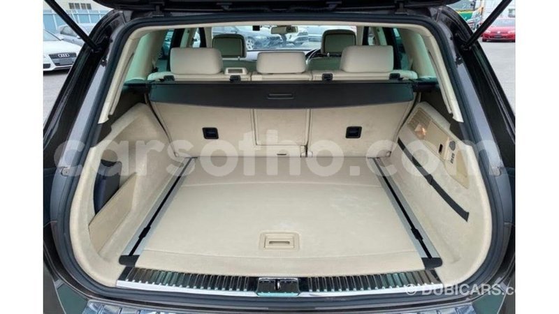 Big with watermark volkswagen touareg maseru import dubai 19267