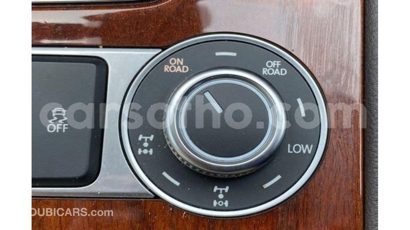 Big with watermark volkswagen touareg maseru import dubai 19267