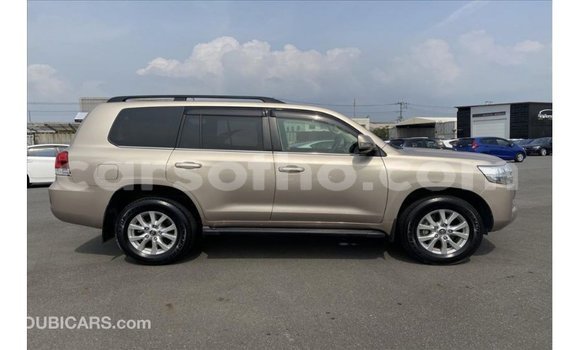 Sayi Imported Toyota Land Cruiser Other Mota in Import - Dubai a Maseru Sayi Imported Toyota Land Cruiser Other Mota in Import - Dubai a Maseru