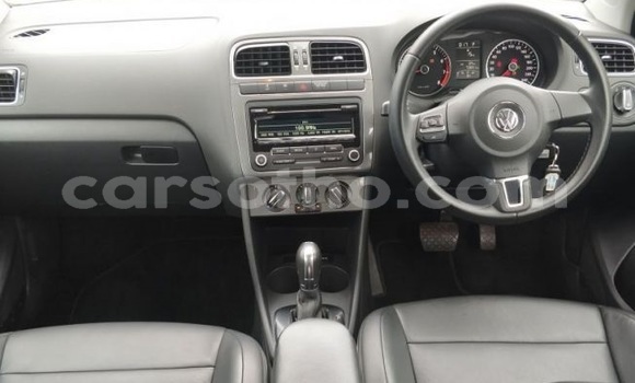 Acheter Occasion Voiture Volkswagen Polo Rouge à Maputsoe, Leribe Acheter Occasion Voiture Volkswagen Polo Rouge à Maputsoe, Leribe