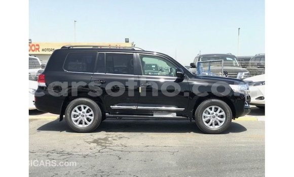 Acheter Import Voiture Toyota Land Cruiser Noir à Import - Dubai, Maseru Acheter Import Voiture Toyota Land Cruiser Noir à Import - Dubai, Maseru